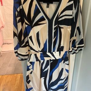 White House Black Market Navy and Cream Dress